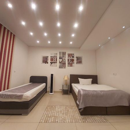 Gemuetliches J&L Apartment Nahe Des Hauptbahnhofes Baden-Baden Eksteriør bilde